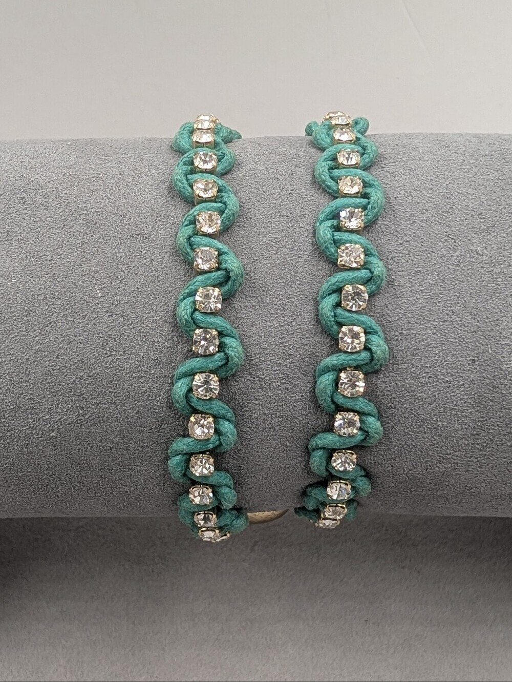 Juicy Couture Turquoise Crystal Double Wrap Bracelet As Is | M186